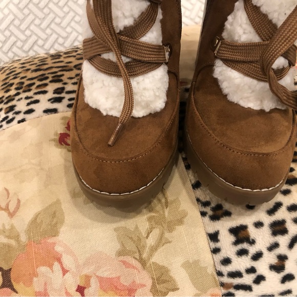 BCBG Generation Brown Suede Paloma booties faux fur 5.5 new! - Picture 4 of 7